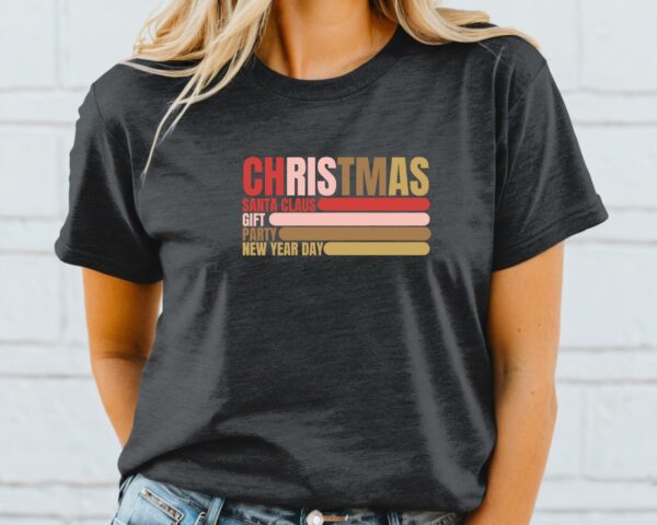 Christmas In Family 2025, Family Christmas Shirt, Christian Gifts, Christmas Matching, Retro Christmas, Best Seller Christmas Family T Shirt